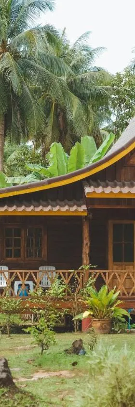 Kohjum Freedom Resort，位于俊穆岛的酒店