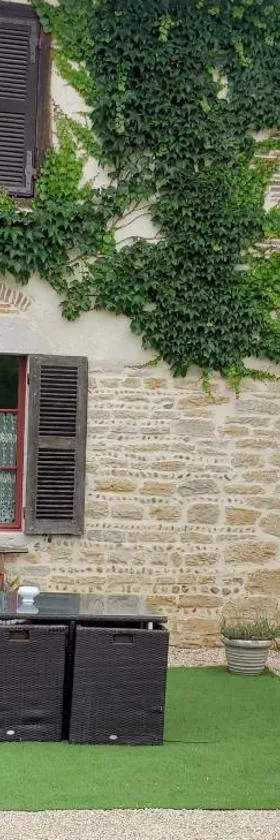 La Ferme du Tilleul，位于Foissiat的酒店