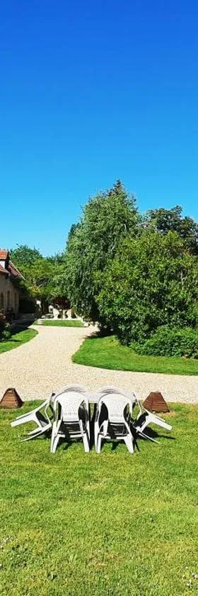 Domaine Des Médards，位于Beaulieu-sur-Loire的酒店