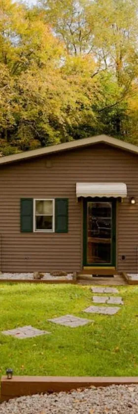 Maple Creek Cabin, minutes from Cook Forest, ANF，位于Marienville的酒店