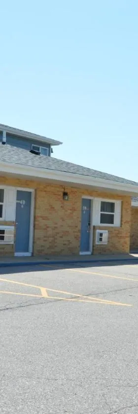 Americas Best Value Inn Suburban，位于Emmetsburg的酒店