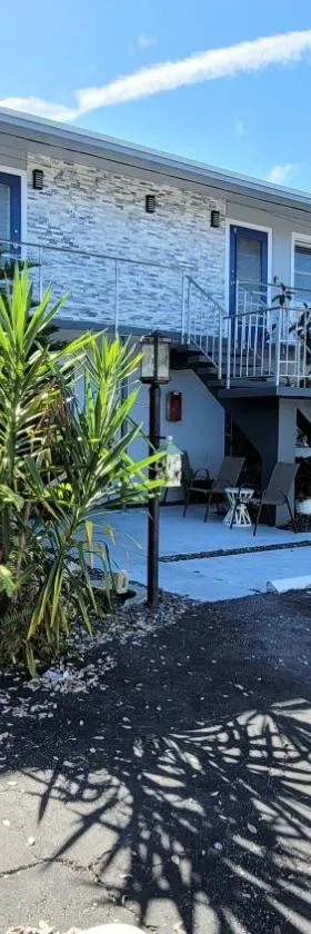 BEACHWAY INN，位于兰塔纳的酒店