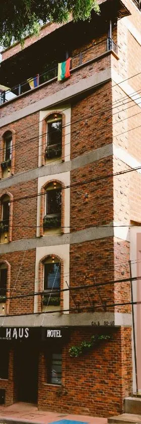 Bunde Haus Hotel EXPRESS BOUTIQUE，位于伊瓦格的酒店