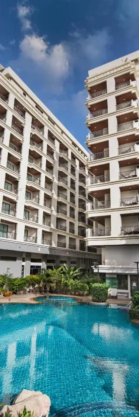 Mike Garden Resort - SHA EXTAR PLUS，位于芭堤雅市中心的酒店