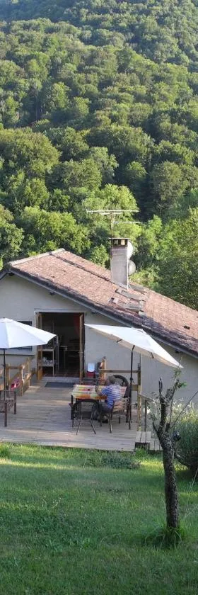 La Maison Imparfaite，位于Fourbanne的酒店