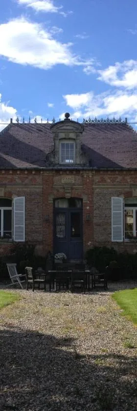 滨海恩特雷渔村住宿加早餐旅馆，位于Frettecuisse的酒店