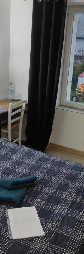 Agréable chambre d'hôte climatisée，位于Soulaire-et-Bourg的酒店