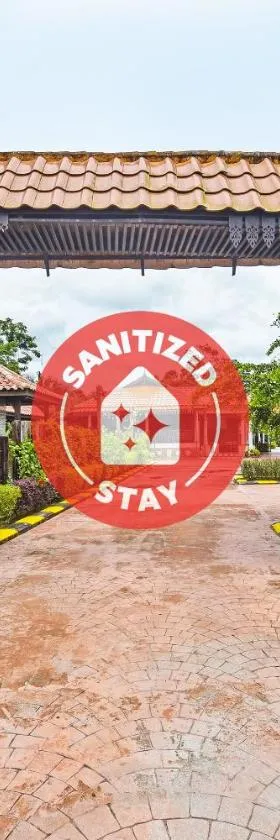 OYO Home 90332 Jentayu Homestay Pontian，位于小笨珍的酒店