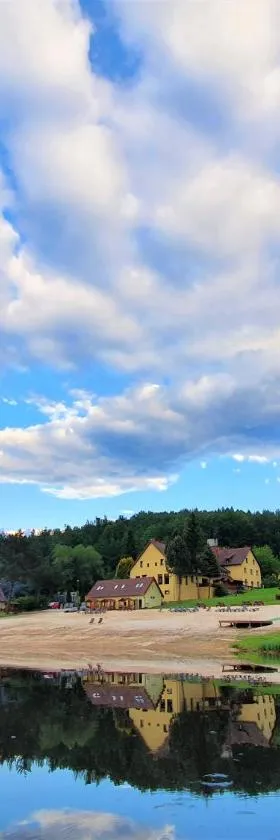 Złoty Potok Resort，位于佐洛季波季克的酒店