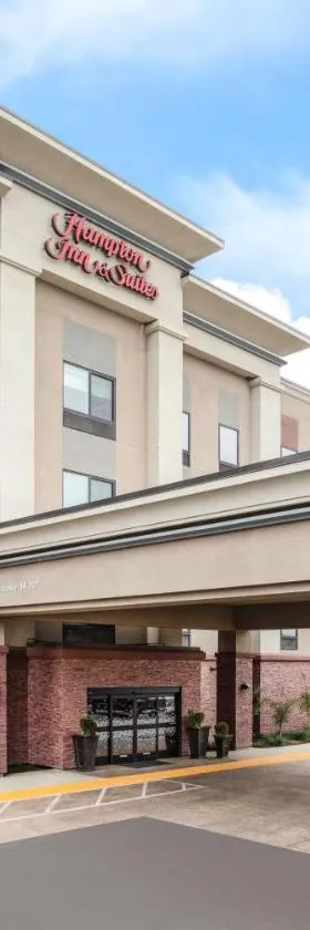 Hampton Inn & Suites Watsonville，位于沃森维尔的酒店
