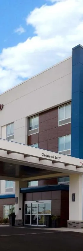 Hampton Inn Crown Point, In，位于Crown Point的酒店