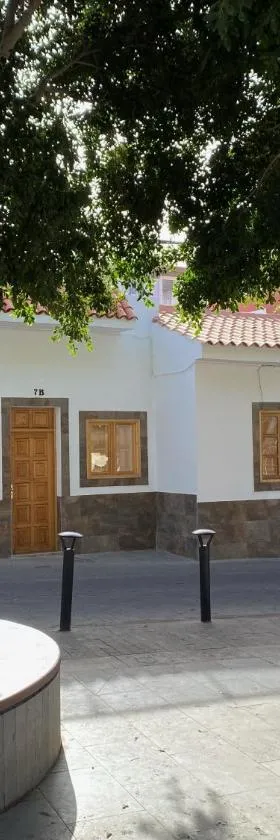 Casas La Aldea Suites Plaza，位于圣尼科拉斯村的酒店