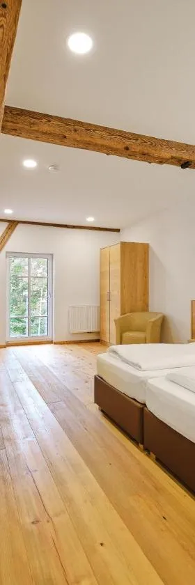 Hofwirthotel，位于Sankt Martin im Innkreis的酒店
