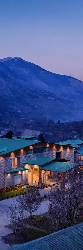 Baragarh Resort & Spa, Manali- IHCL SeleQtions，位于马拉里的酒店