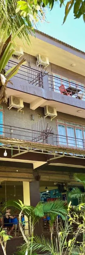 河滨海豚酒店，位于桔井的酒店