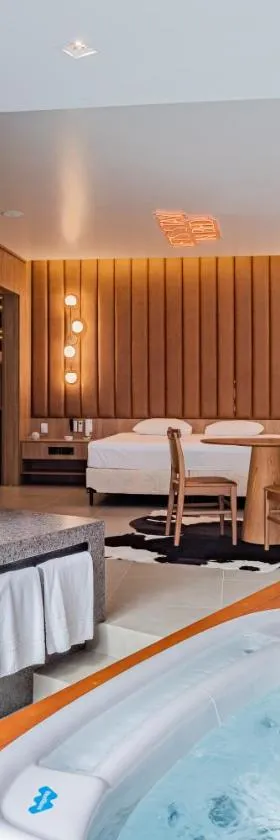 Monn Cherry Motel，位于拉热阿杜的酒店