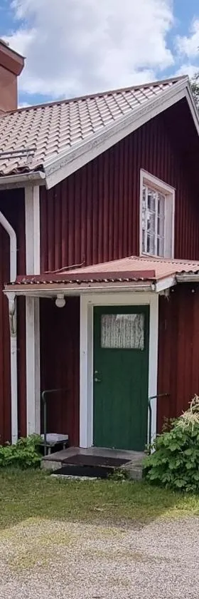 Mysig Lägenhet för resande.，位于Stocka的酒店