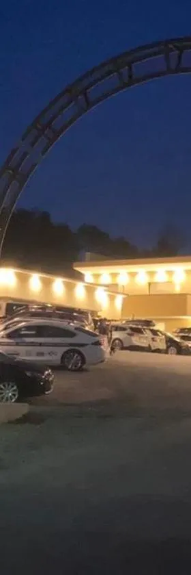 Hotel Restaurant Hesch，位于Gabersdorf的酒店