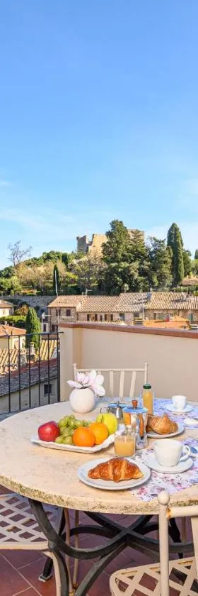 Il Chiostro Appartamenti & Suites，位于苏韦雷托的酒店