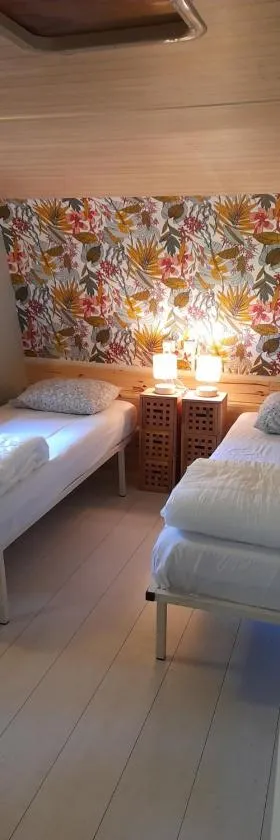 Cabane randonneur au camping，位于Camurac的酒店