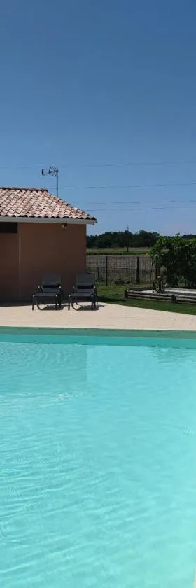 Le gîte du Font Blanque，位于Campsas的酒店
