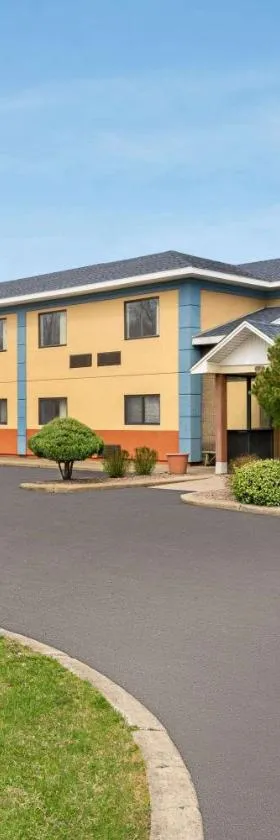 Days Inn by Wyndham Canastota Verona，位于Canastota的酒店