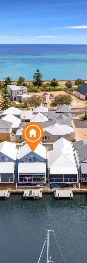 Marina View Port Geographe with WiFi，位于旺纳拉普的酒店