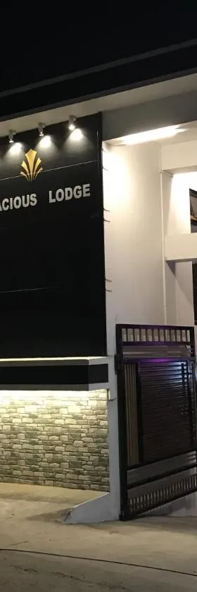 Gracious Lodge，位于西隆的酒店