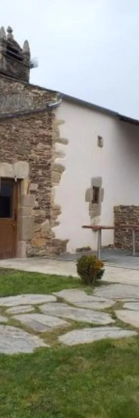 CASA DE ALDEA VAL DOS SOÑOS，位于卢戈的酒店