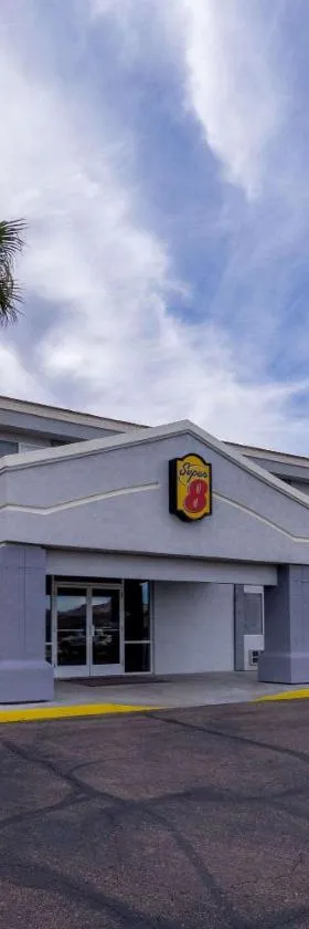 Super 8 by Wyndham Quartzsite AZ，位于Quartzsite的酒店