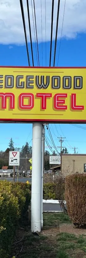 Edgewood Motel，位于威利茨的酒店