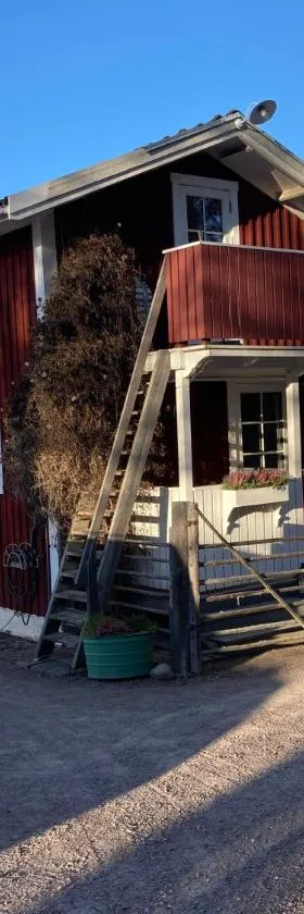 Grindstugan Högbo，位于桑德维肯的酒店