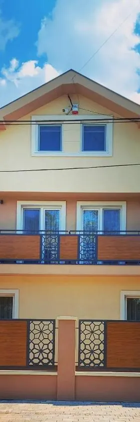Papuli rooms 4U，位于Senta的酒店