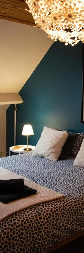 PAUSE NATURE SORBAIS Chambre avec salle de bain privative, entrée indépendante et arrivée autonome，位于Sorbais的酒店