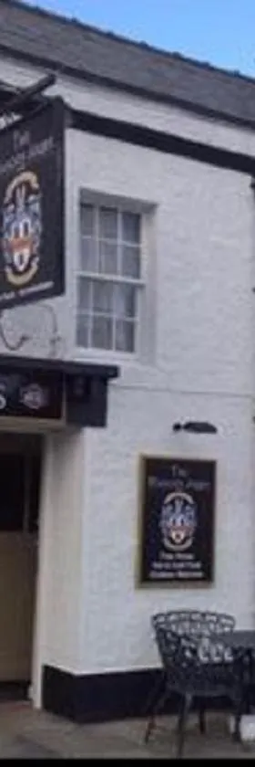The Masons Arms，位于Norham的酒店