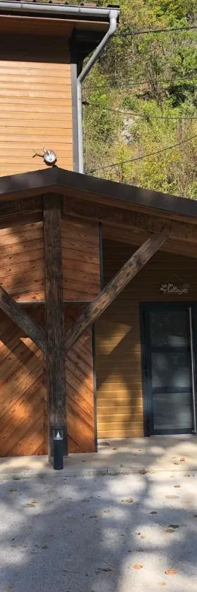Le Cottage du Vieux Moulin，位于Ravilloles的酒店