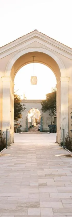 Hôtel Chais Monnet & Spa，位于科涅克的酒店