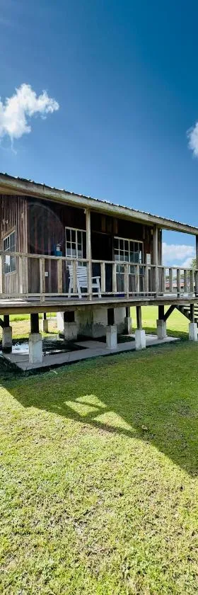 Lamanai Riverside Retreat，位于奥兰治沃克的酒店