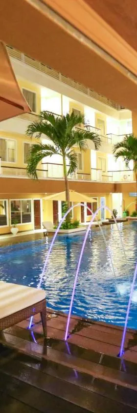 Sylvia Hotel Premier Kupang，位于古邦的酒店