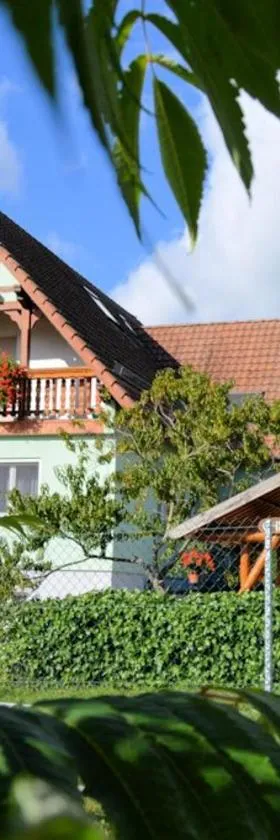 Au Jardin d'Edel Gîtes Centre Alsace，位于迪耶方塔勒的酒店