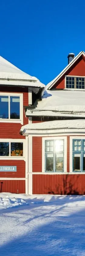 Hovra Vandrarhem，位于Korskrogen的酒店