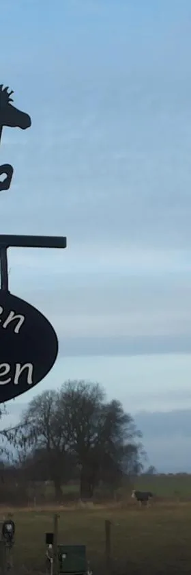 拉根丽丽花园乡村民宿，位于Vallåkra的酒店