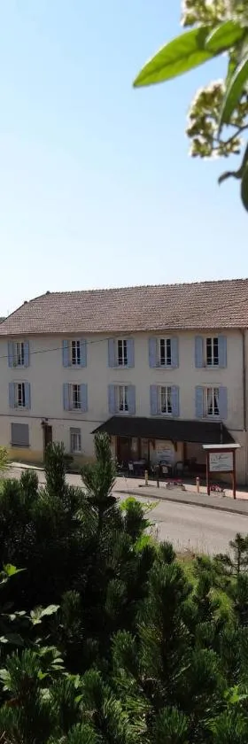 阿内克斯酒店，位于Moux-en-Morvan的酒店