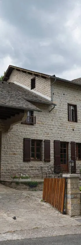 Le Roucadel，位于Peyreleau的酒店
