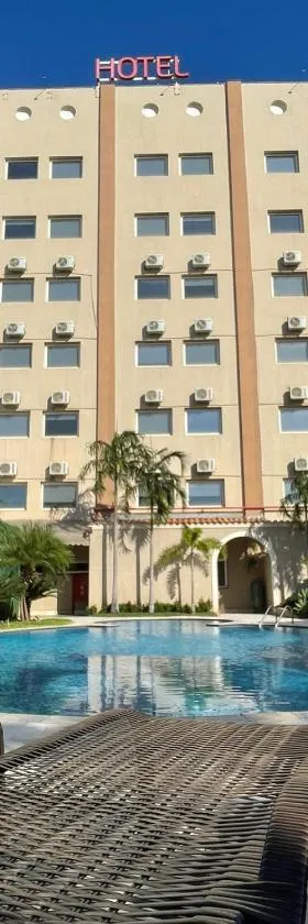 Hotel Oeste Plaza，位于Andradina的酒店