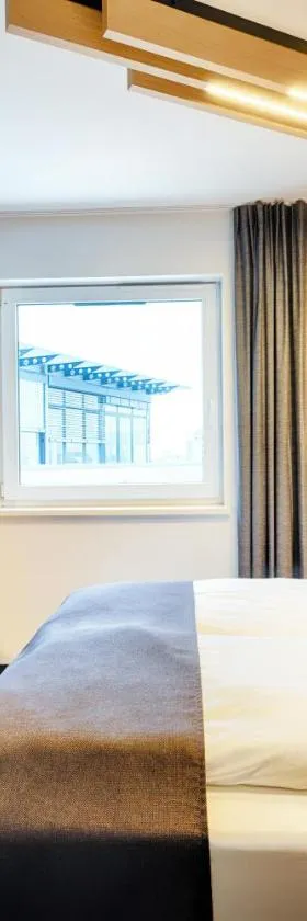 B&B Hotel Bonn-West，位于波恩的酒店