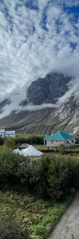 Chhatru Valley Stays，位于Chhatru的酒店
