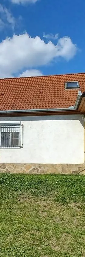 Mecseki Farkasvár，位于毛焦尔海尔泰伦德的酒店