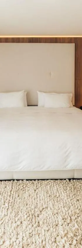 Hotel Miraflores，位于安巴托的酒店