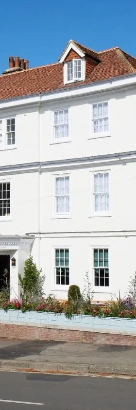 The Georgian, Haslemere, Surrey，位于哈斯尔米尔的酒店